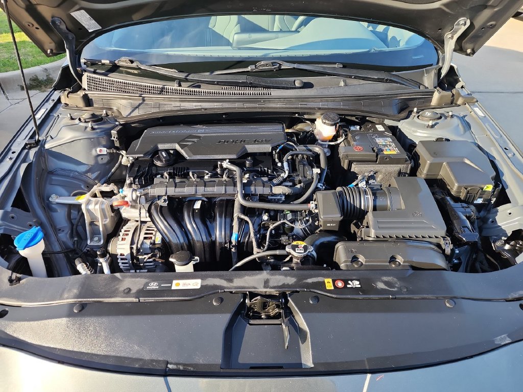 Used 2024 Hyundai Elantra SEL FWD image 25