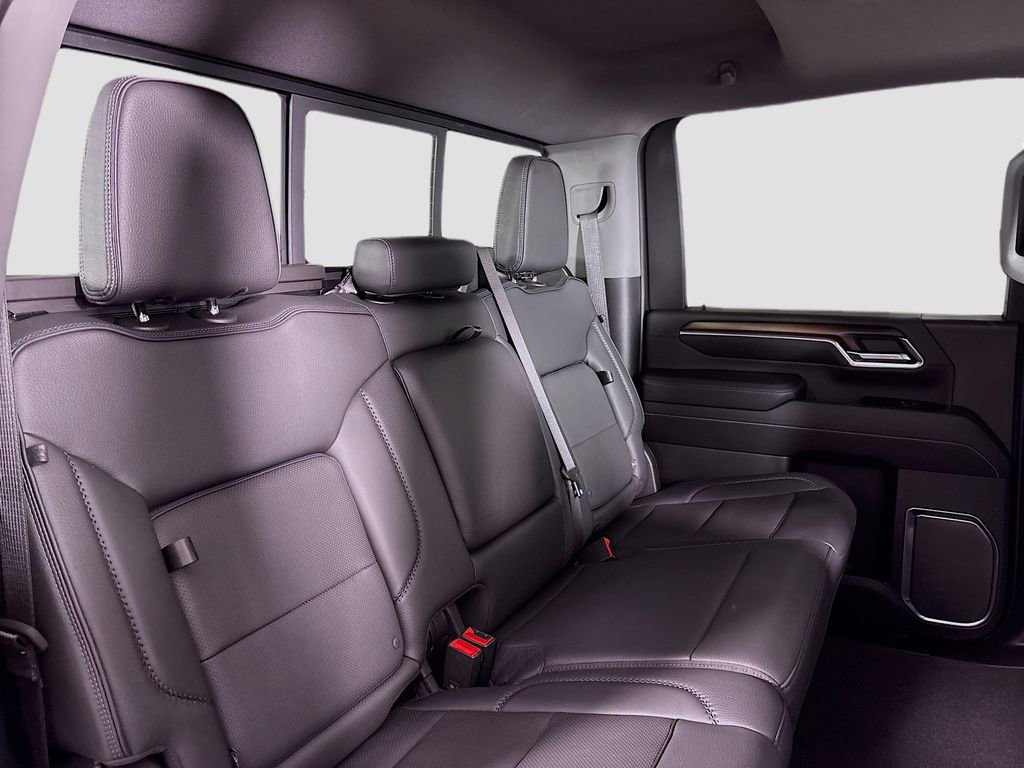 Used 2024 GMC Sierra 3500 Denali AWD/4WD image 33