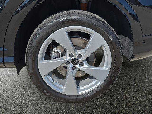 Used 2025 Audi Q5 Premium AWD/4WD image 37