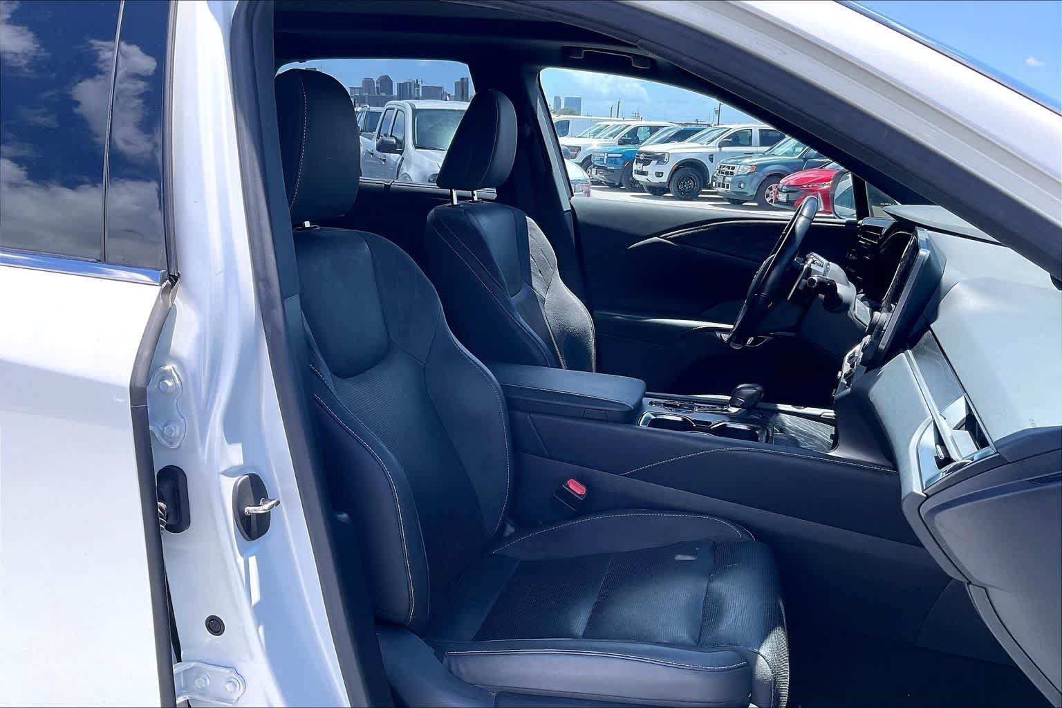 Used 2024 Lexus RX 450h AWD w/ Luxury Package image 13