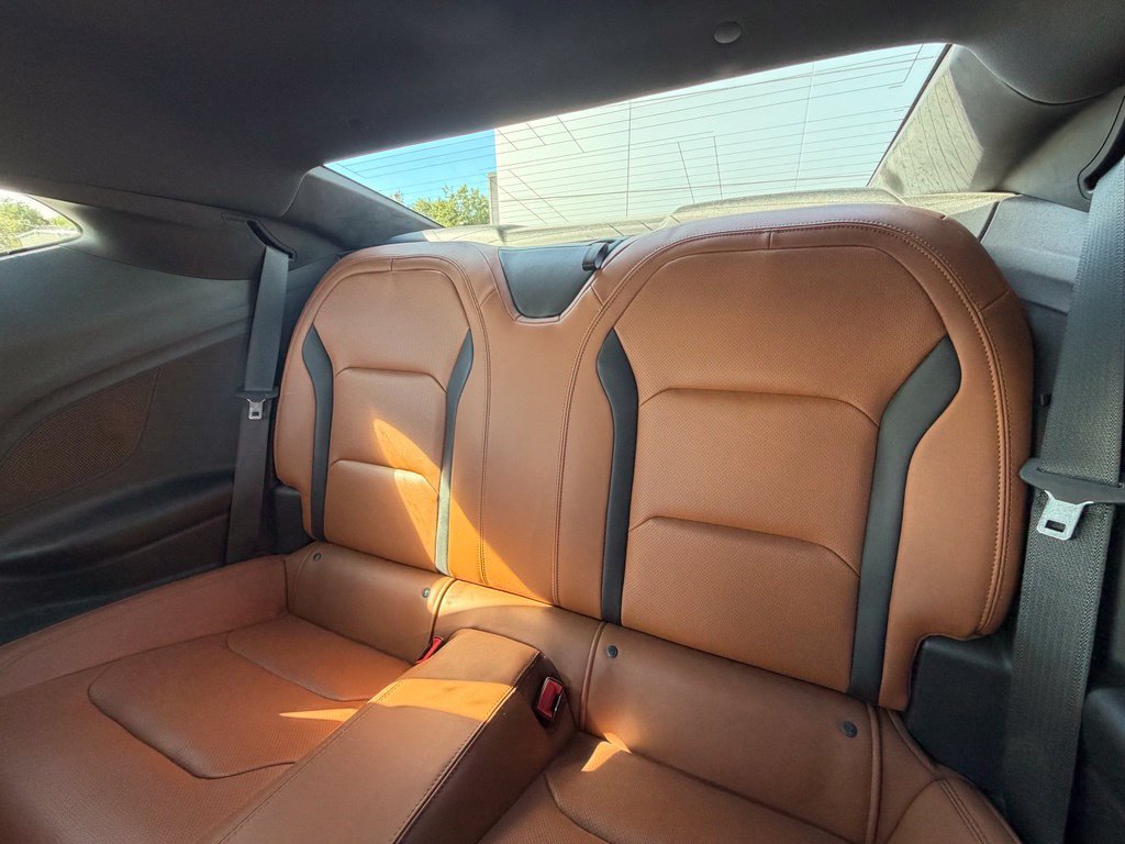 Used 2020 Chevrolet Camaro SS RWD image 13