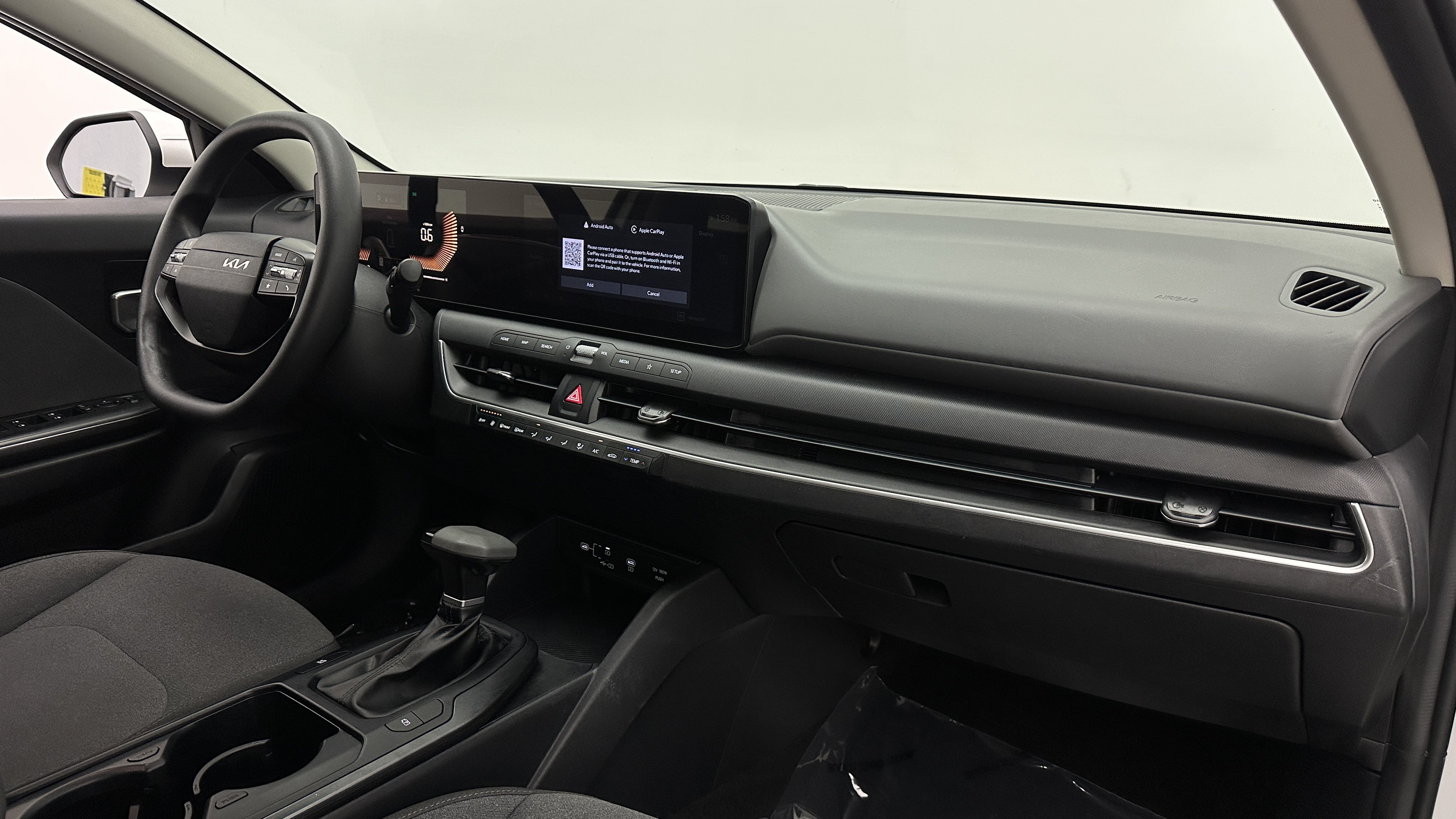 Used 2025 Kia K4 FWD image 35