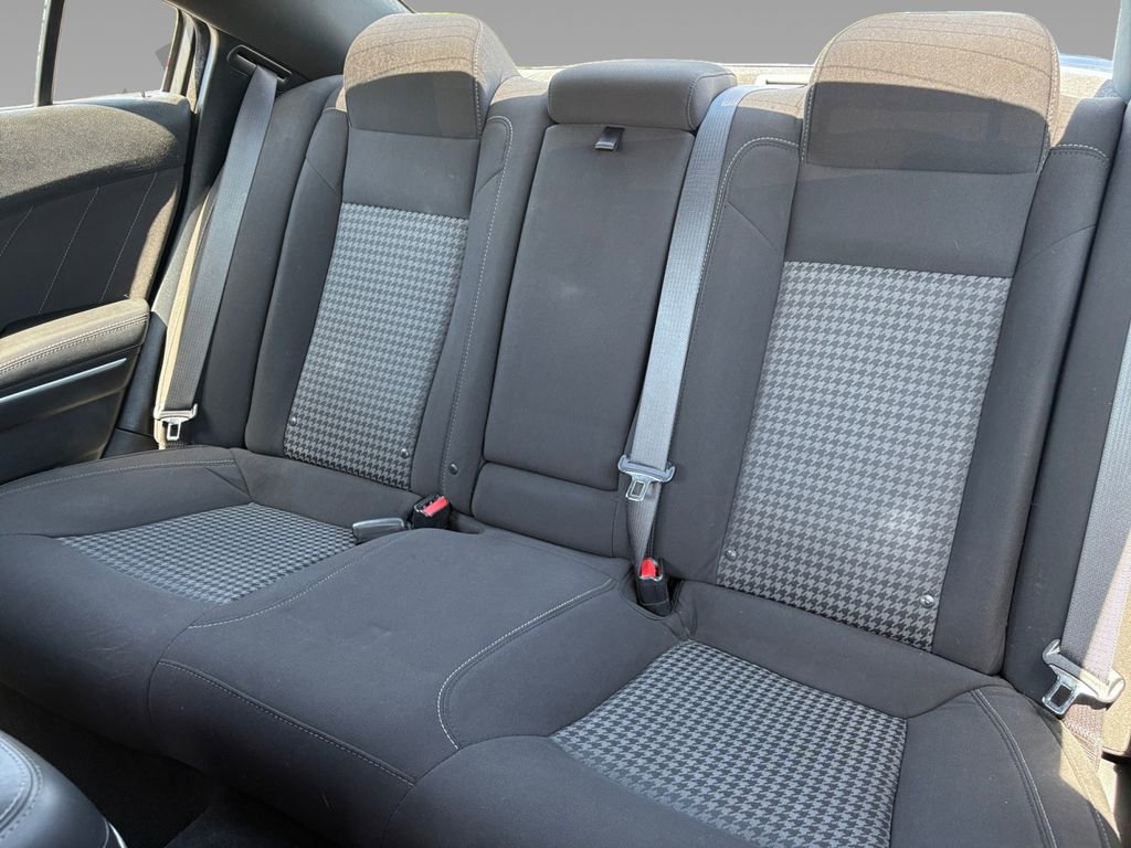 Used 2020 Dodge Charger GT RWD image 4