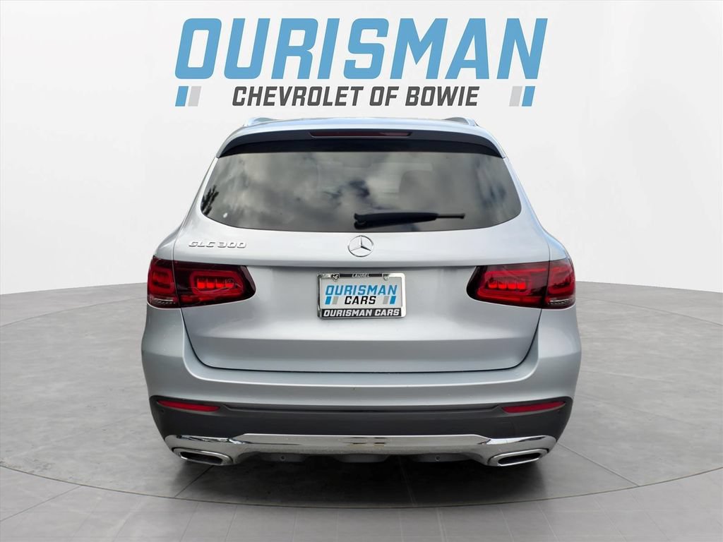 Used 2022 Mercedes-Benz GLC 300 image 4