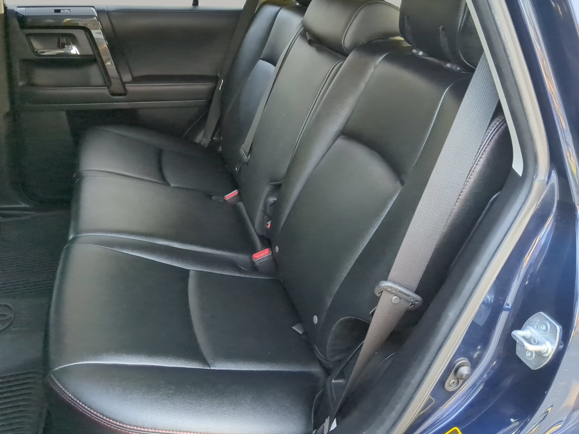 Used 2020 Toyota 4Runner Venture w/ Moonroof Package AWD/4WD image 53