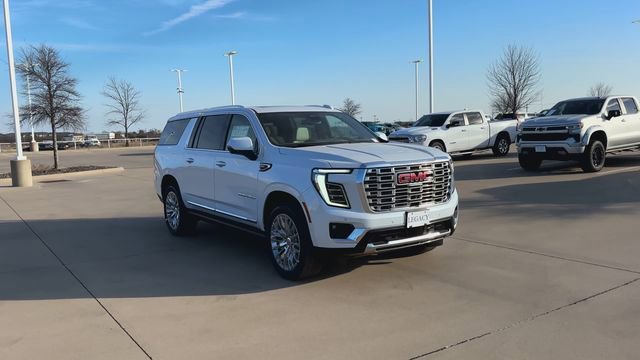 New 2026 GMC Yukon XL Denali w/ Sun & Power Step Package RWD image 3
