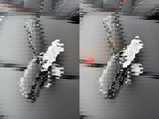 Used 2025 MAZDA CX-50 AWD 2.5 Hybrid w/ Premium Pkg image 37