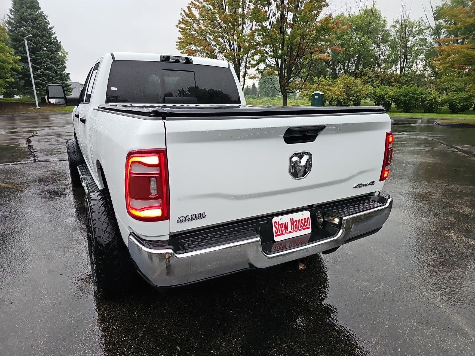 Used 2024 RAM 3500 Tradesman w/ Safety Group AWD/4WD image 3