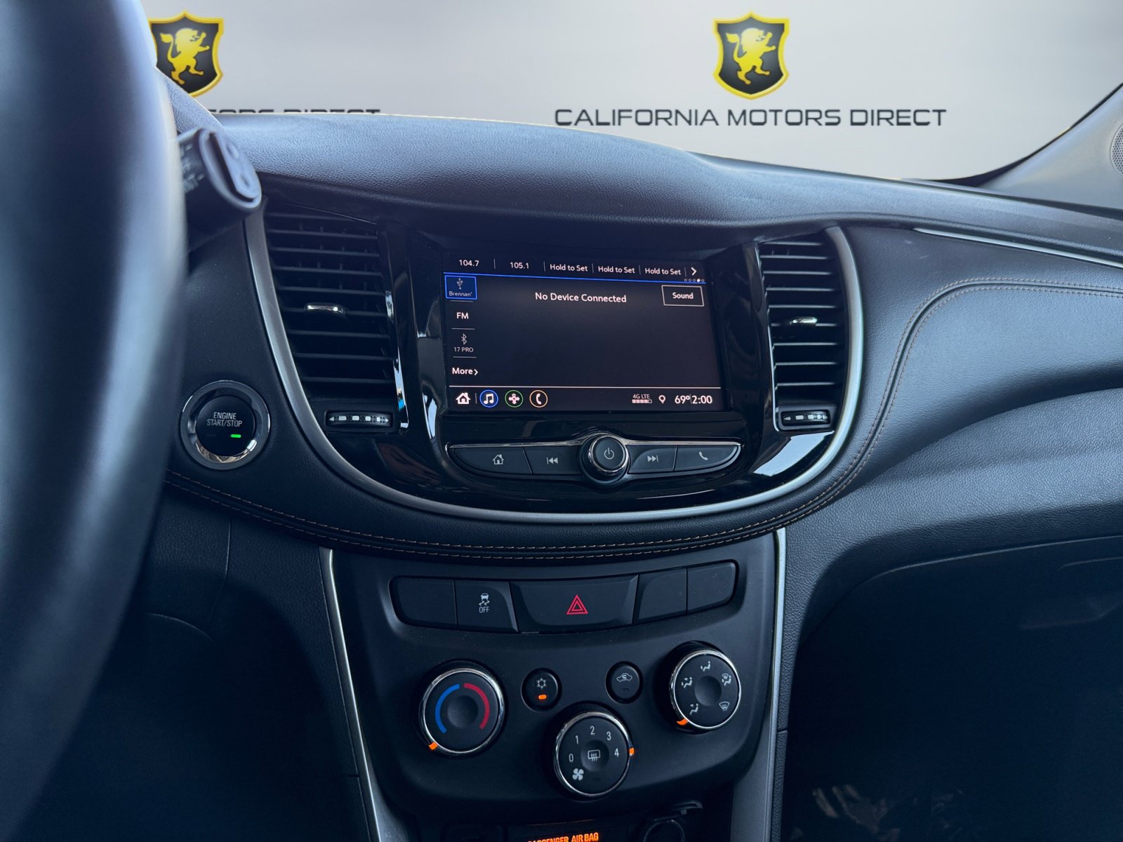 Used 2021 Chevrolet Trax LT w/ Sport Edition FWD image 14