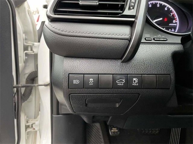 Used 2019 Toyota Camry SE image 21