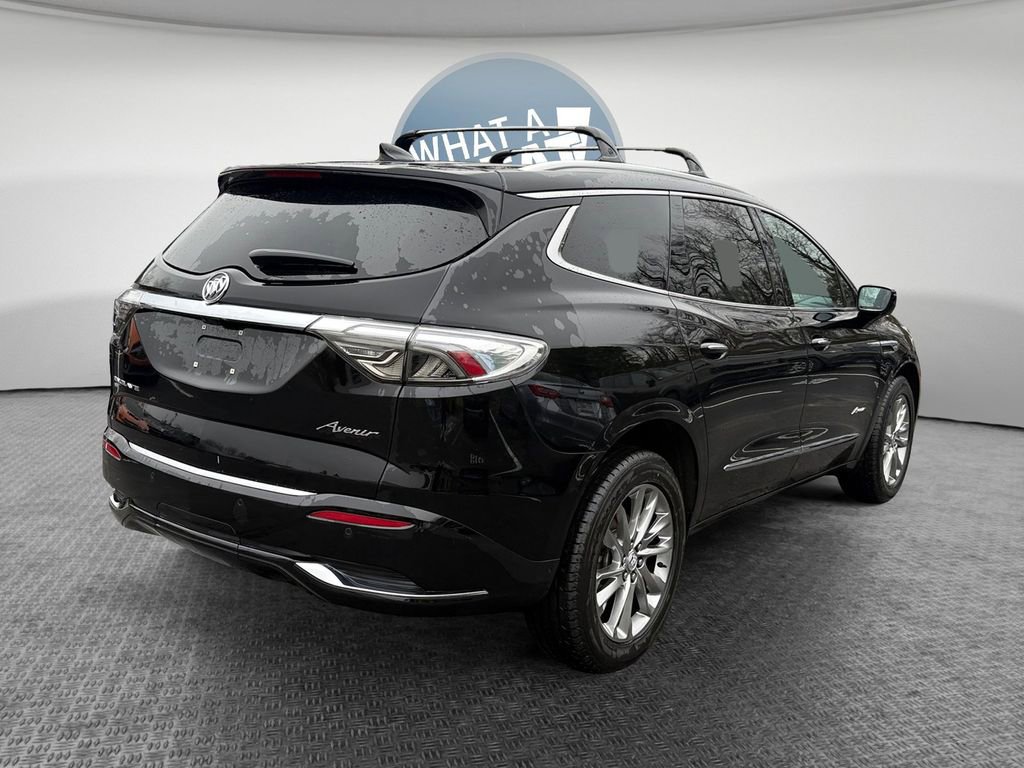 Used 2023 Buick Enclave Avenir image 3