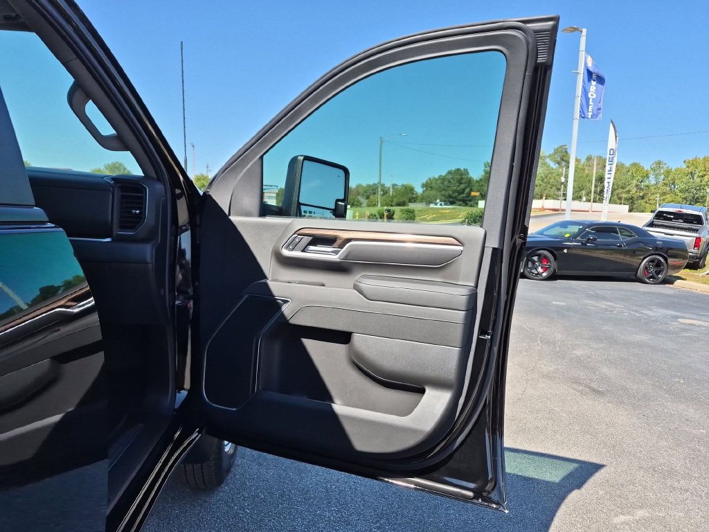 New 2026 Chevrolet Silverado 3500 LT w/ All Star Edition AWD/4WD image 33