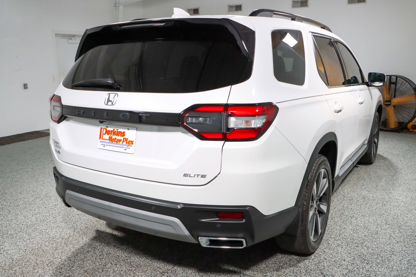 Used 2024 Honda Pilot Elite image 7