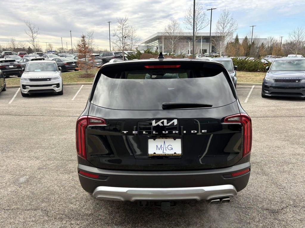 Used 2022 Kia Telluride EX w/ EX Premium Package image 6