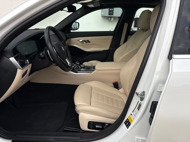 Used 2021 BMW 330i xDrive Sedan w/ Premium Package image 8