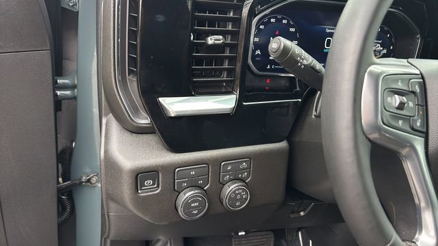 Certified 2026 Chevrolet Silverado 2500 LT w/ Safety Package image 21