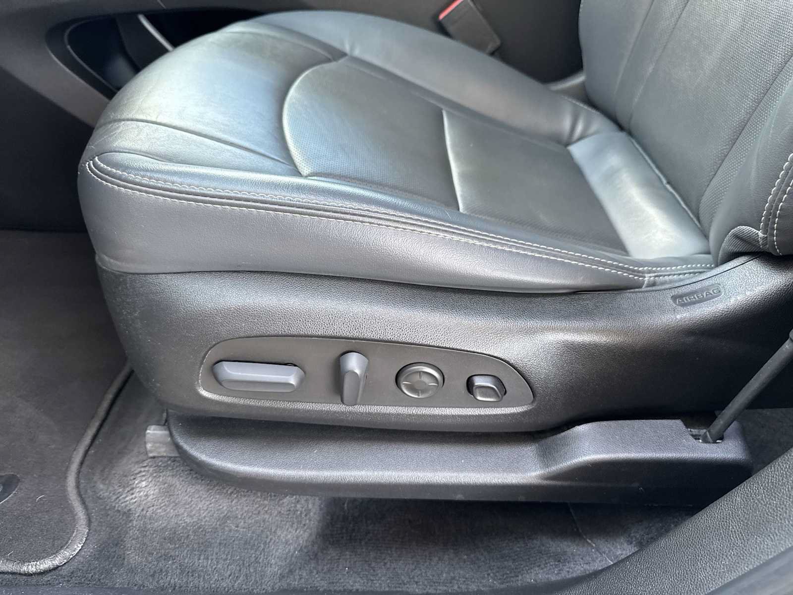 Certified 2022 Buick Enclave Premium AWD/4WD image 13