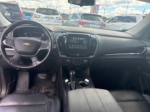 Used 2019 Chevrolet Traverse LT w/ LT Premium Package AWD/4WD image 18