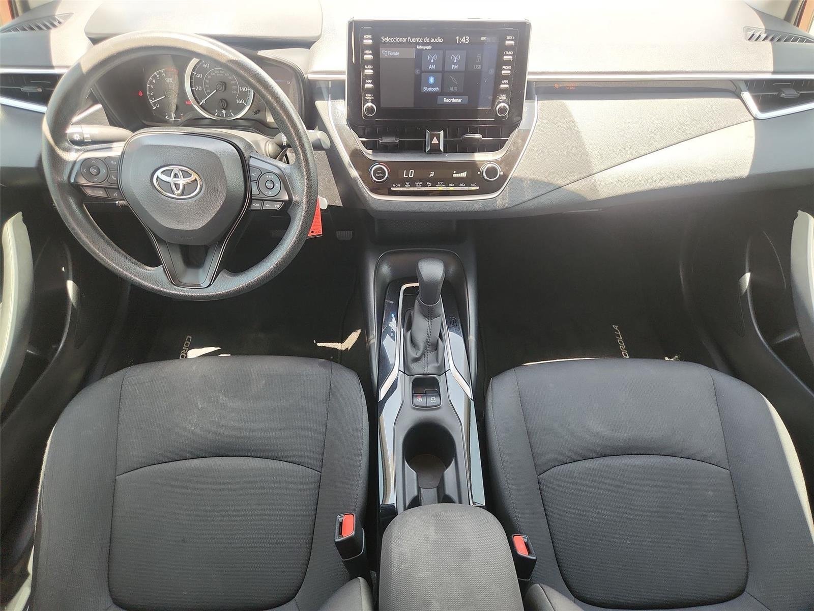 Used 2020 Toyota Corolla LE FWD image 18