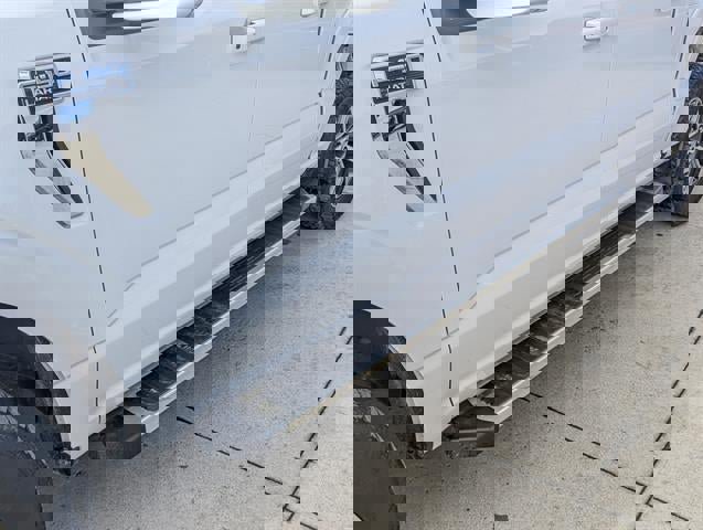 Used 2022 Ford F150 Lariat w/ Equipment Group 501A Mid image 15