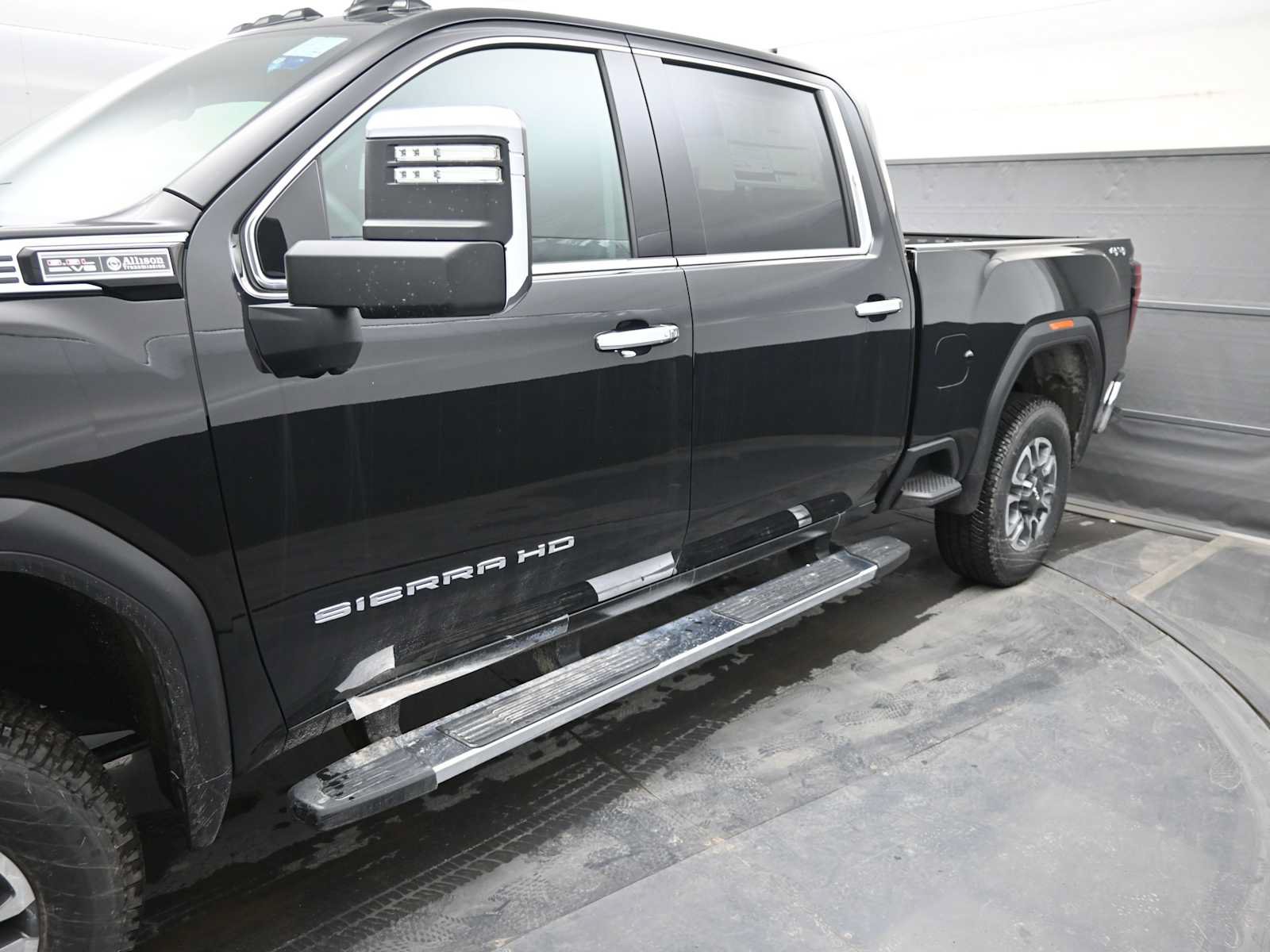 New 2026 GMC Sierra 2500 SLT w/ SLT Premium Package AWD/4WD video 2