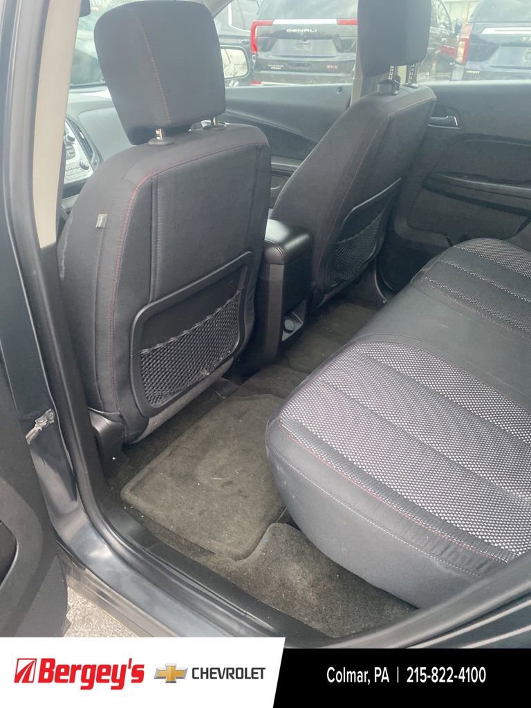 Used 2017 Chevrolet Equinox LS image 23