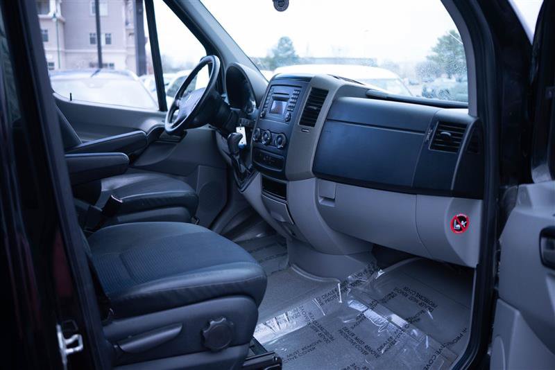 Used 2013 Mercedes-Benz Sprinter 2500 image 12