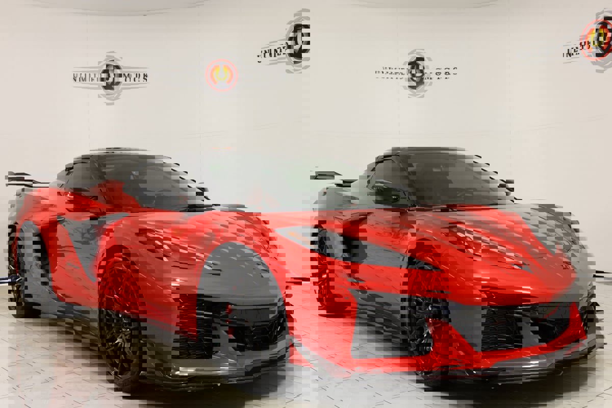 Used 2023 Chevrolet Corvette Z06 w/ Z07 Performance Package image 36