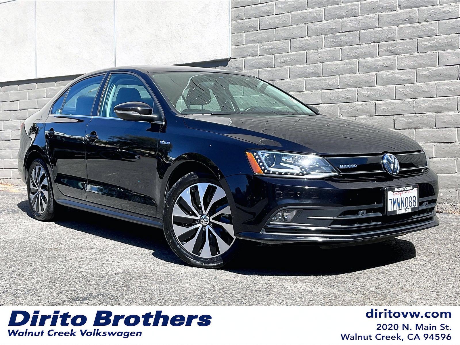 Used 2015 Volkswagen Jetta SEL Premium FWD image 1