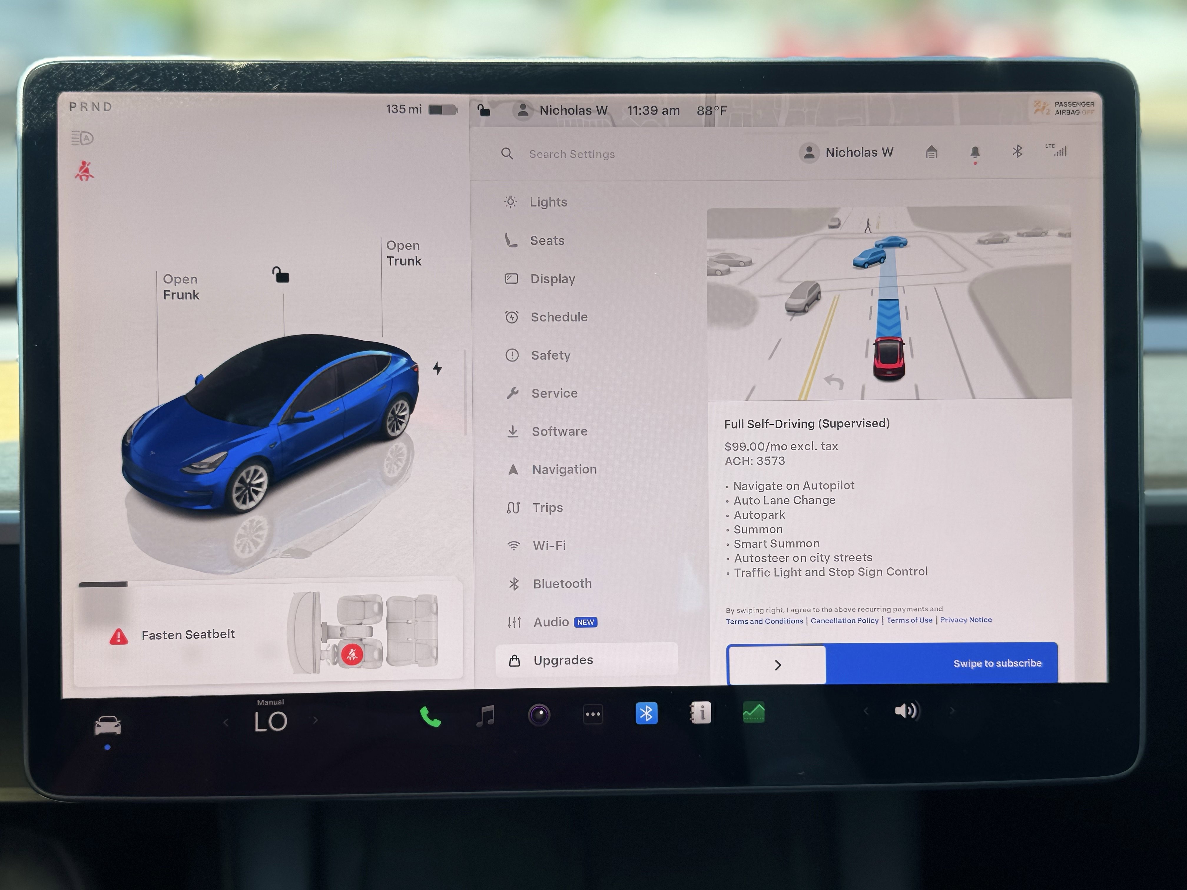Used 2022 Tesla Model 3 Standard Range image 4
