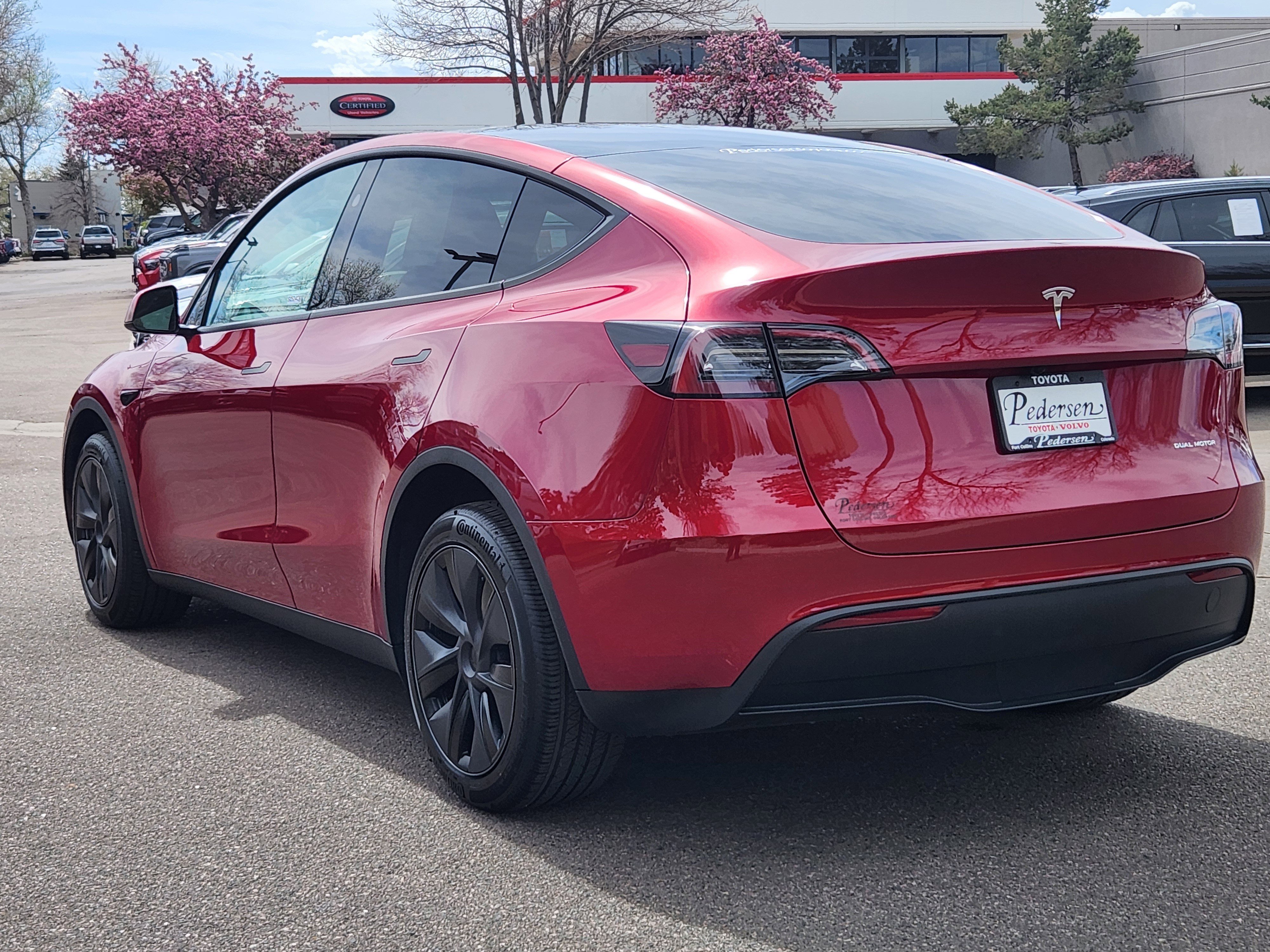 Used 2025 Tesla Model Y Long Range image 4