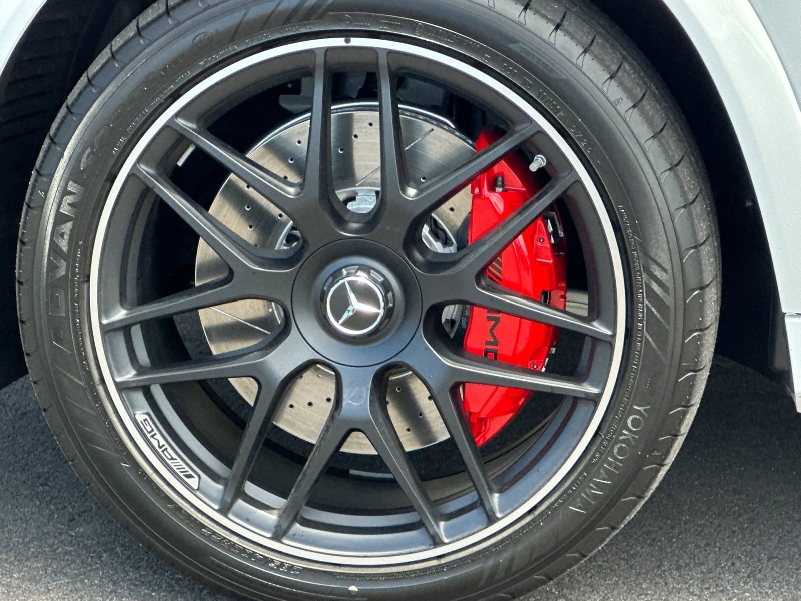 New 2026 Mercedes-Benz GLE 63 AMG S image 32