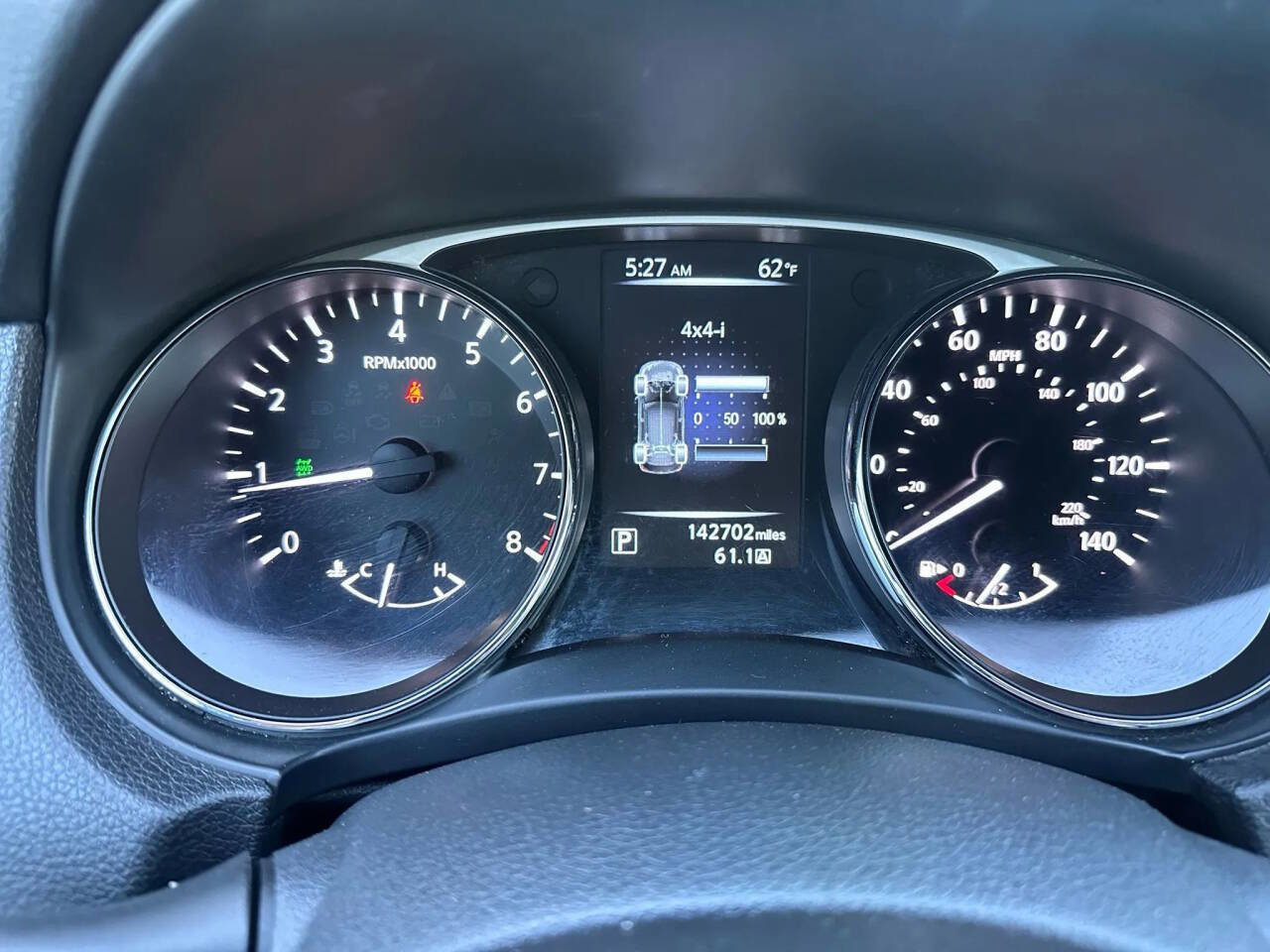 Used 2014 Nissan Rogue SV image 16