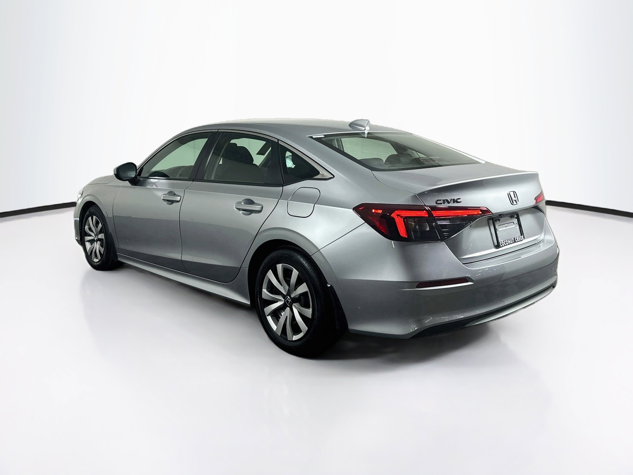Used 2025 Honda Civic LX image 5