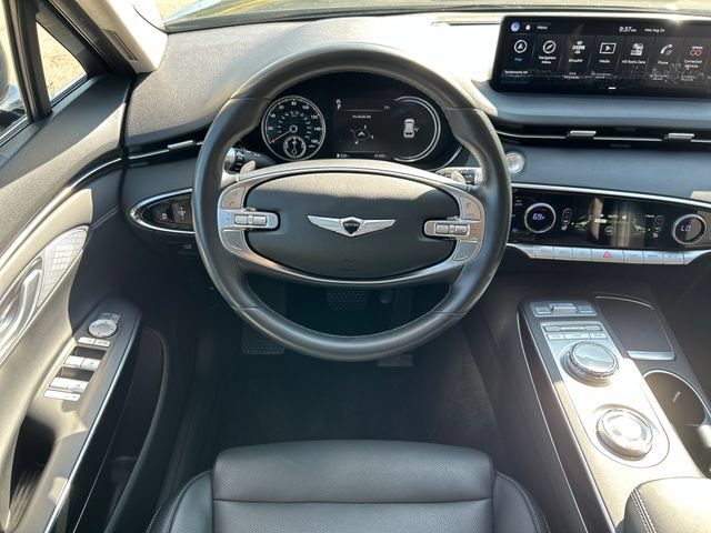 Used 2025 Genesis GV70 2.5T AWD/4WD image 17