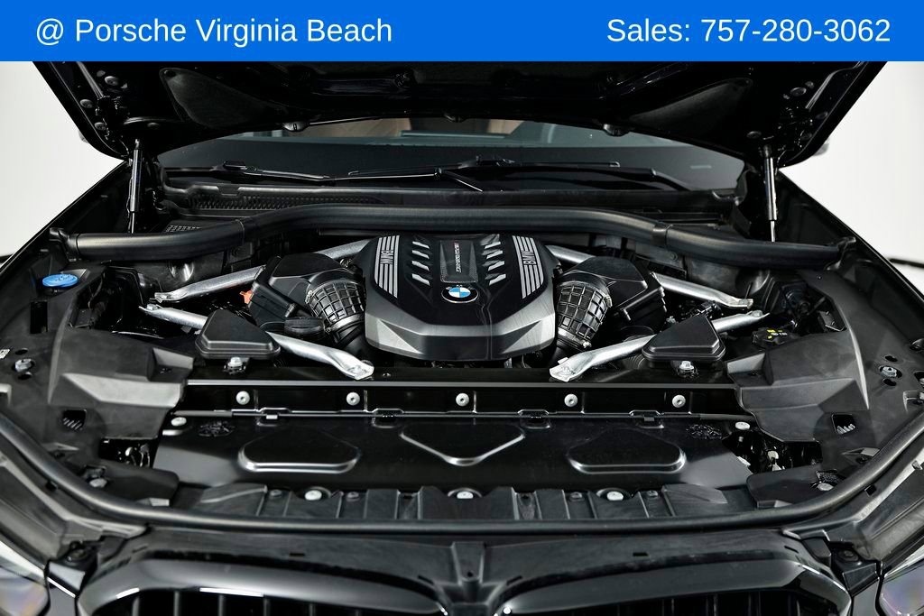 Used 2023 BMW X5 M50i w/ Climate Comfort Package image 33