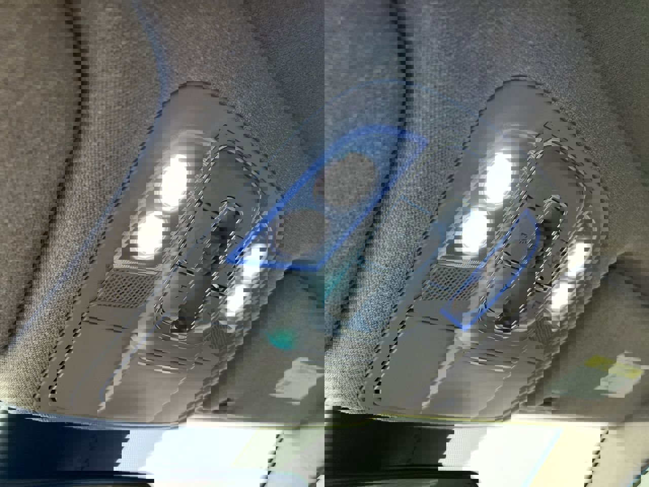 Used 2019 Hyundai Santa Fe FWD image 18