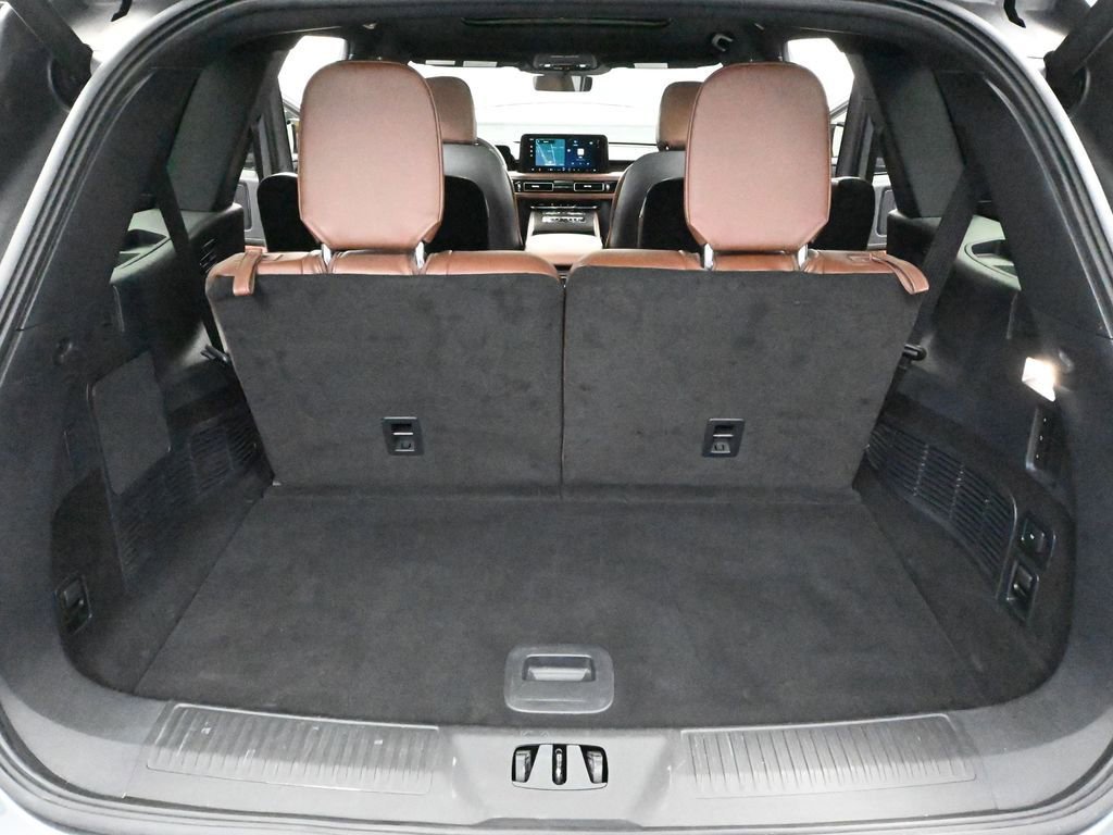 Used 2025 Lincoln Aviator Reserve w/ Jet Appearance Package image 46