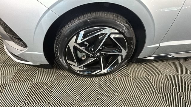 Certified 2026 Hyundai Sonata SEL AWD/4WD image 9
