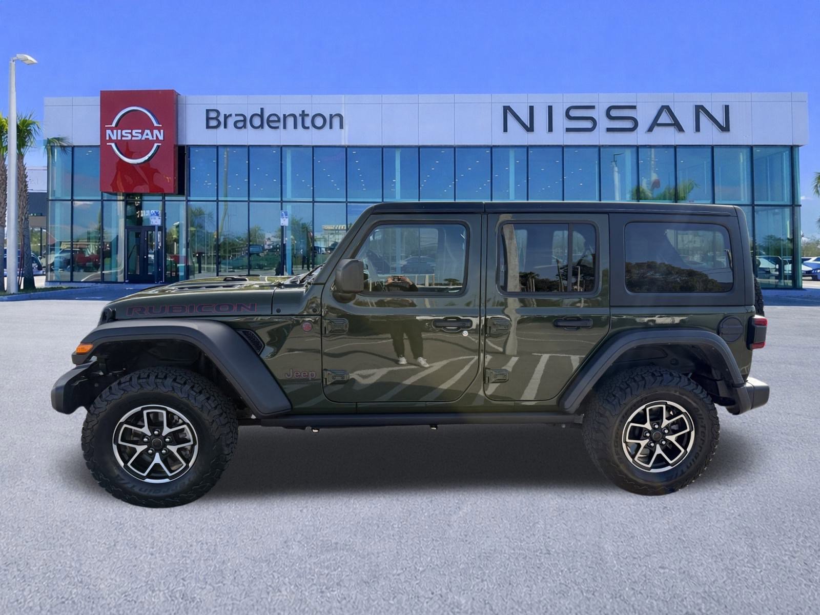 Used 2024 Jeep Wrangler Unlimited Rubicon image 8