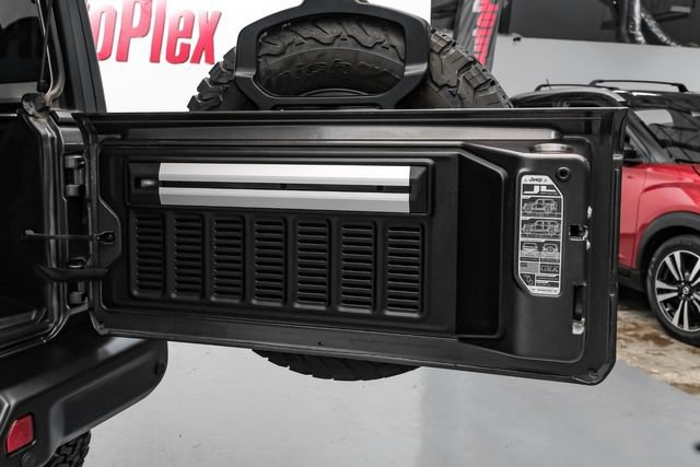 Used 2021 Jeep Wrangler Rubicon AWD/4WD image 38