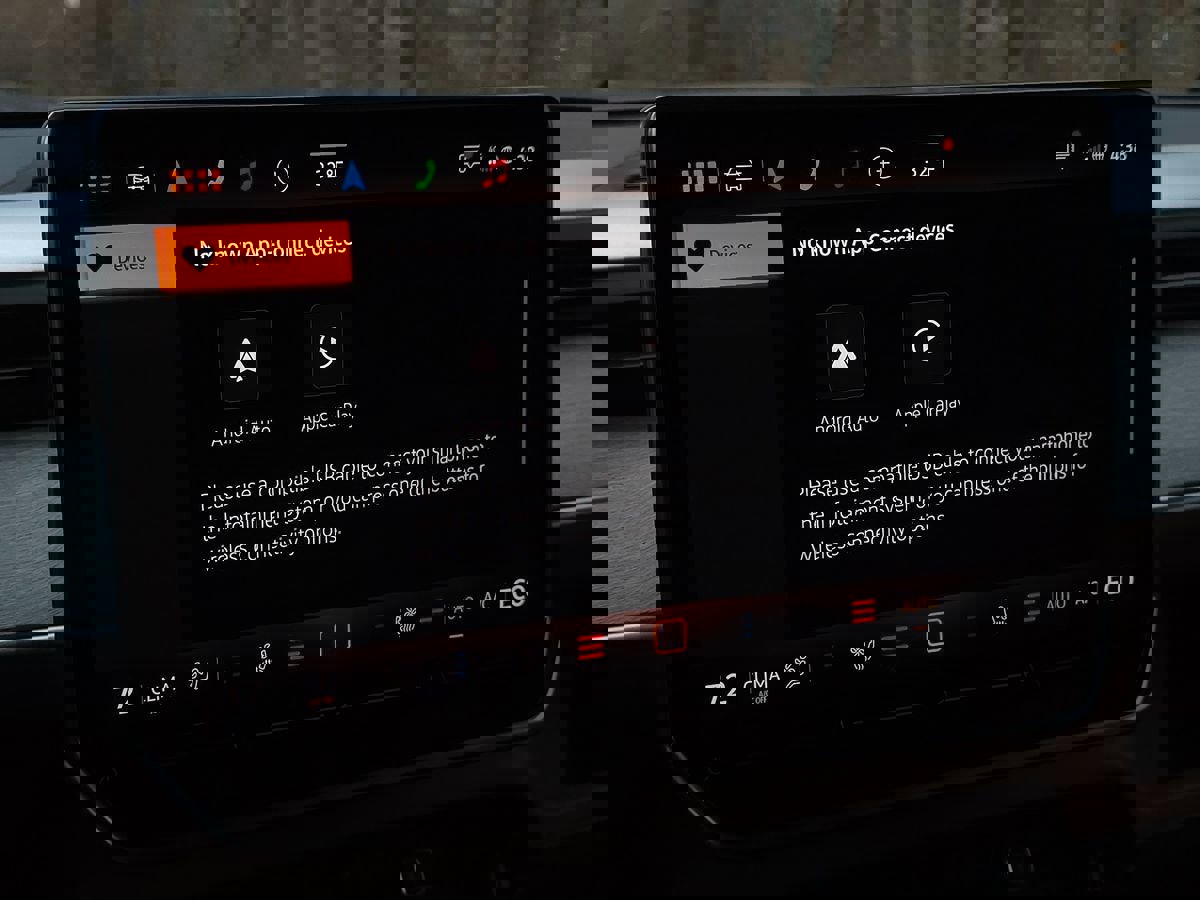 Used 2025 Volkswagen ID. Buzz Pro S image 44