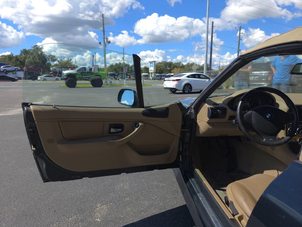 Used 2001 BMW Z3 3.0i RWD image 11