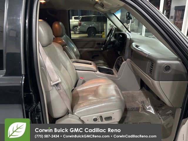 Used 2004 Chevrolet Tahoe Z71 w/ Z71 Preferred Equipment Group AWD/4WD image 13