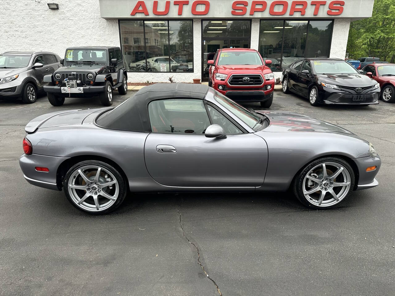 Used 2004 MAZDA MX-5 Miata MAZDASPEED RWD image 4