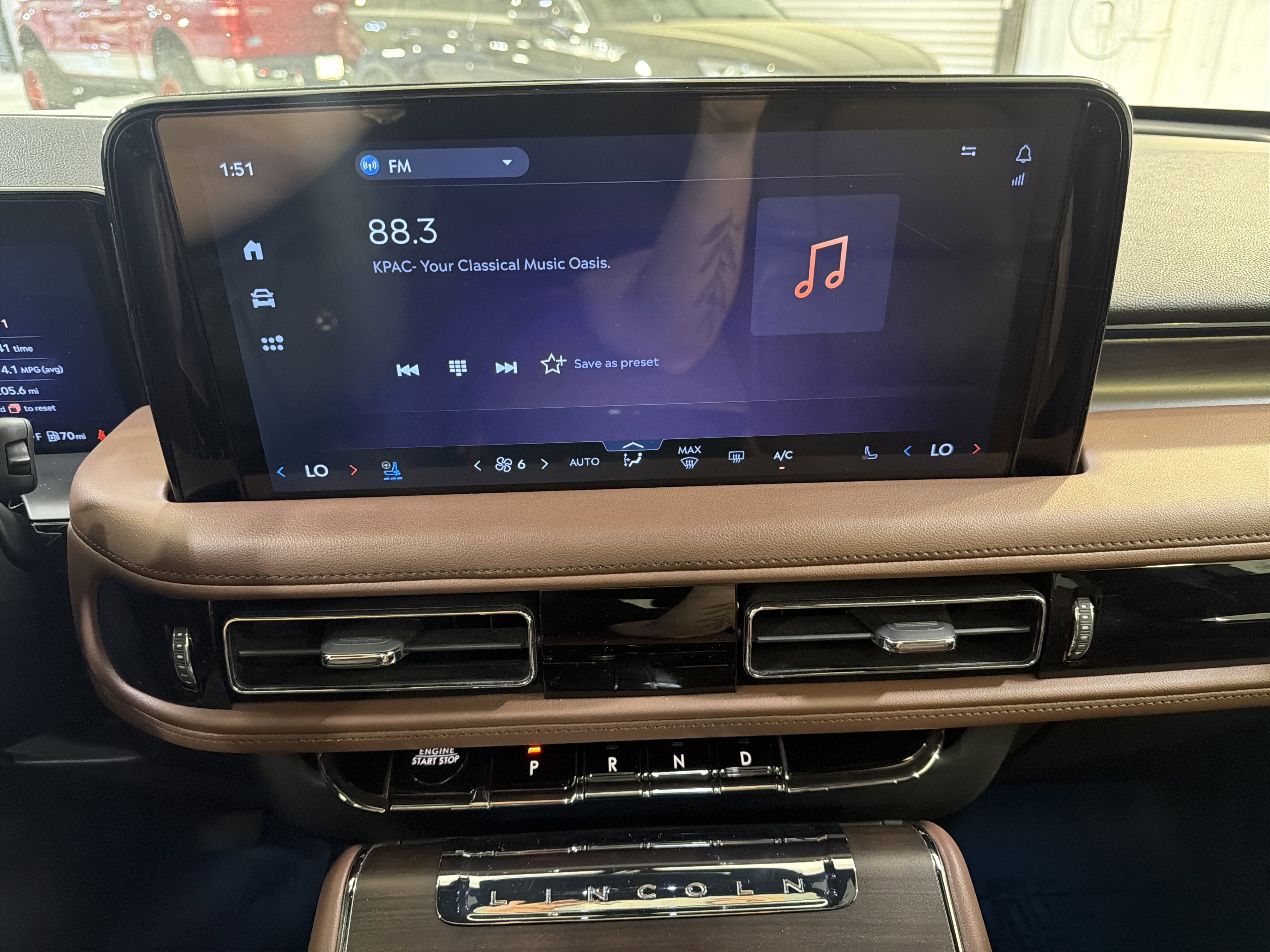 Used 2025 Lincoln Aviator Reserve w/ Luxury Package image 20