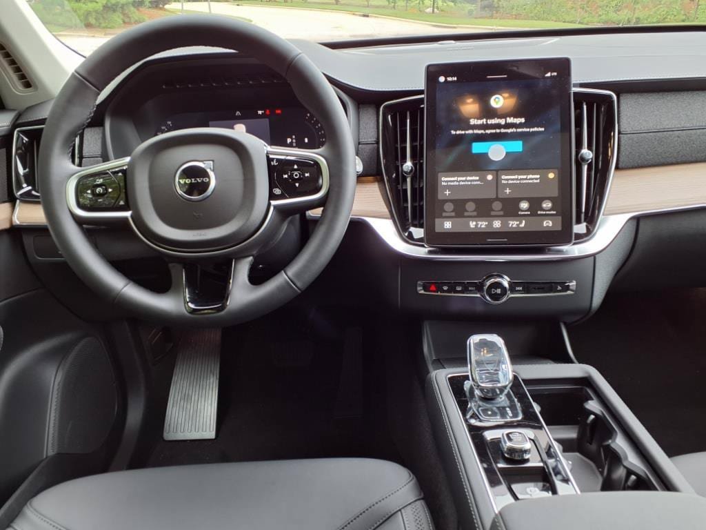 New 2026 Volvo XC90 B6 Plus w/ Protection Package Premier AWD/4WD image 12