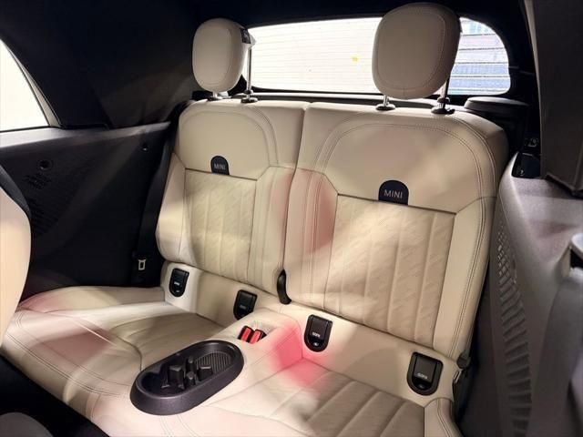 New 2026 MINI Cooper S image 19