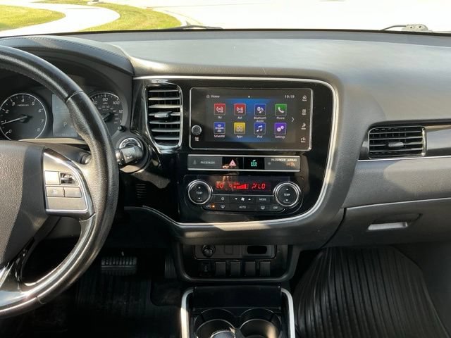 Used 2019 Mitsubishi Outlander SE AWD/4WD image 24