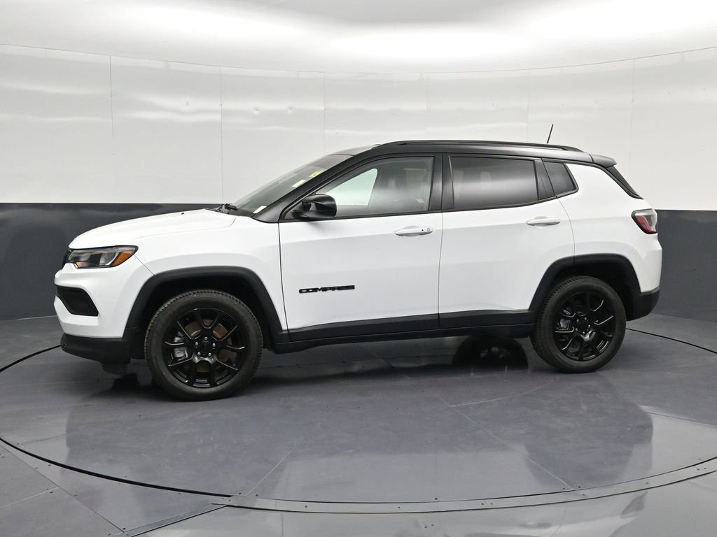 Used 2023 Jeep Compass Altitude image 7